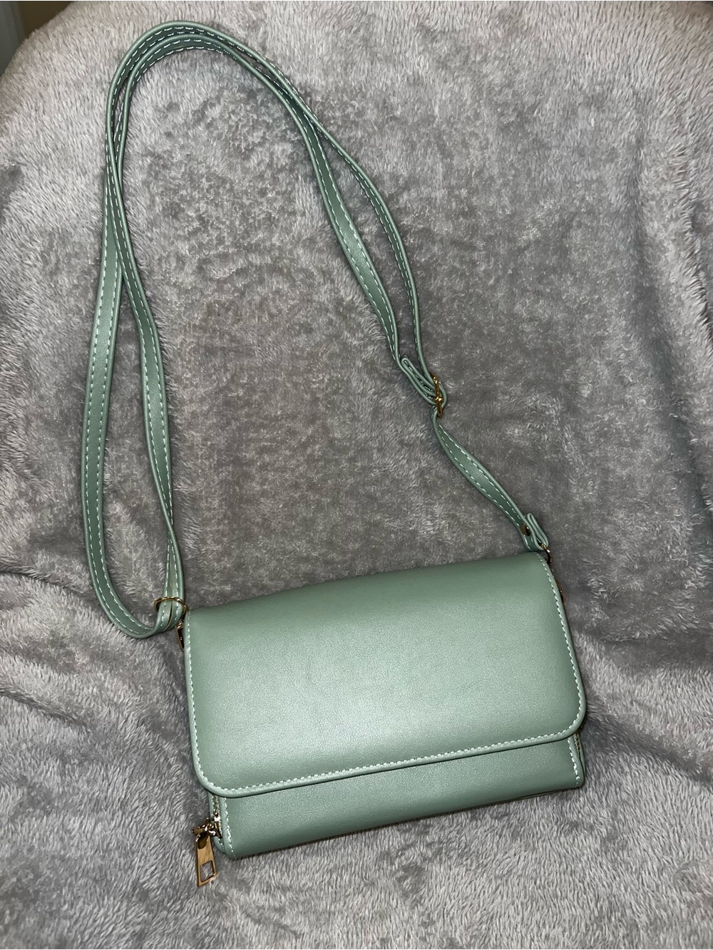 Mint Green Crossbody Shoulder Bag - Sleek Everyday Style